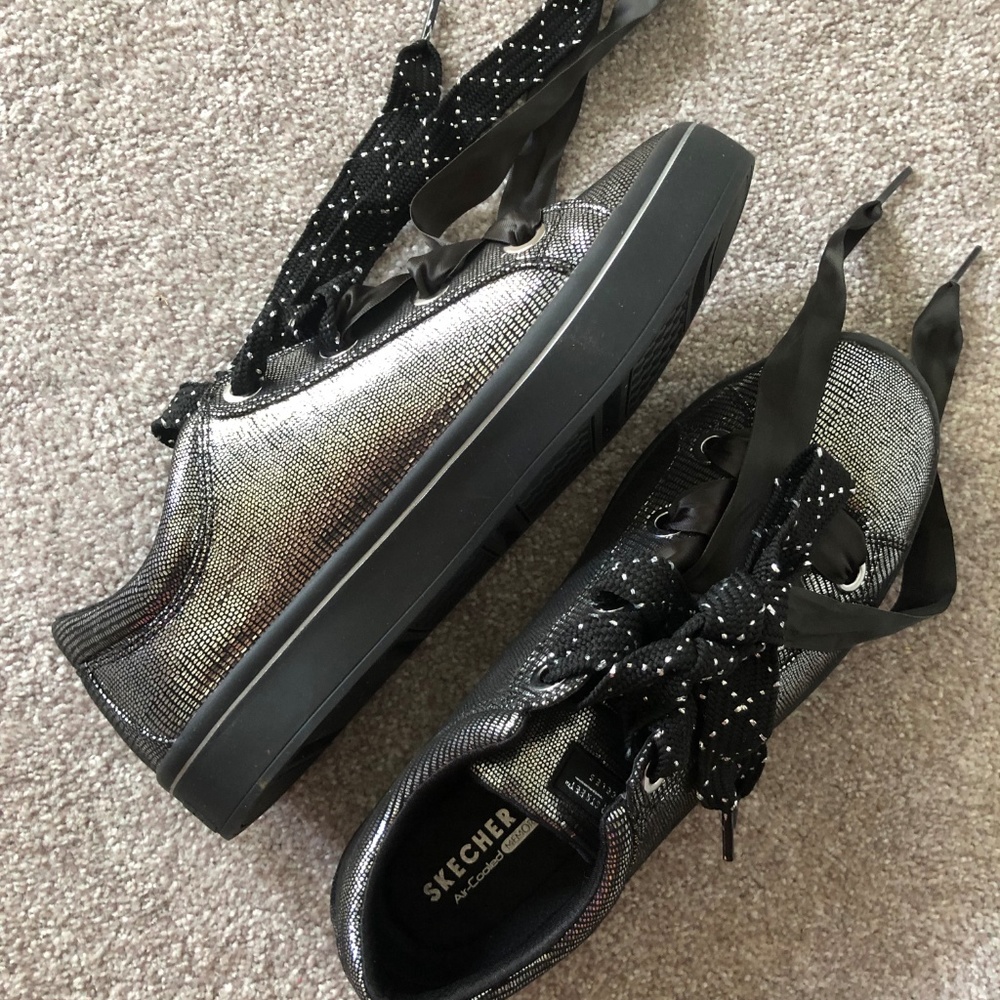 Skechers Street LA Style Brand New